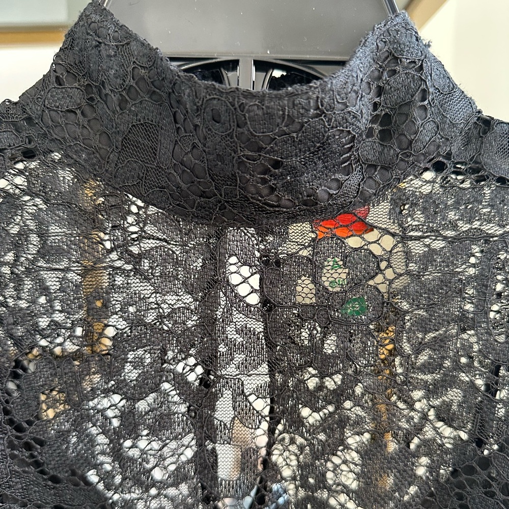 FARM Rio Black Lace Blouse - Picture 2 of 6